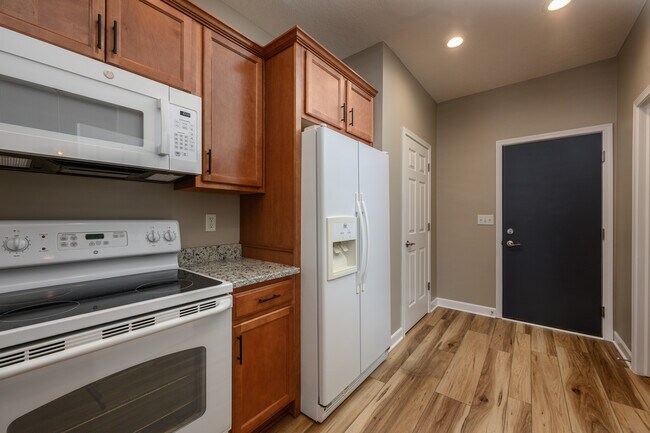 Building Photo - 347 Sheraton Dr NW