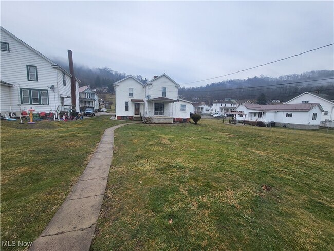 Building Photo - 55178.5 Maple Ave