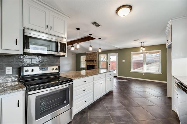 Building Photo - 1832 Tameria Dr