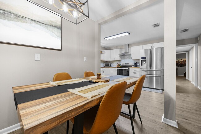 Building Photo - High Springs 3BR House