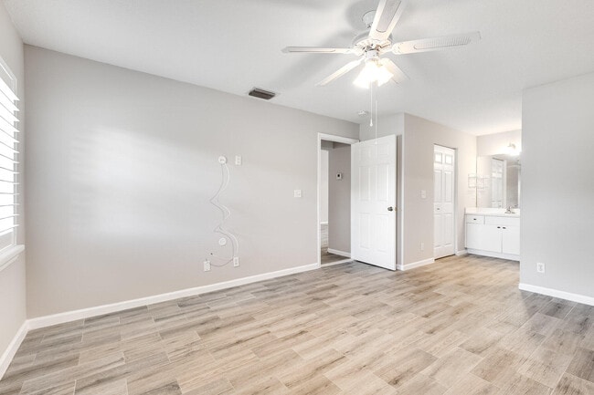 Building Photo - 11036 SE Sea Pines Cir