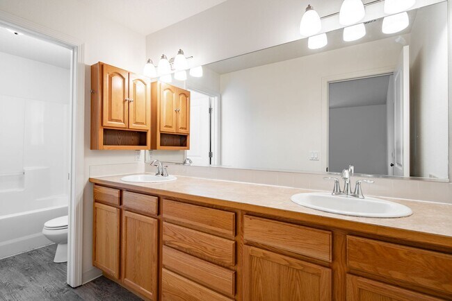 Building Photo - 7804 Leverett Ct