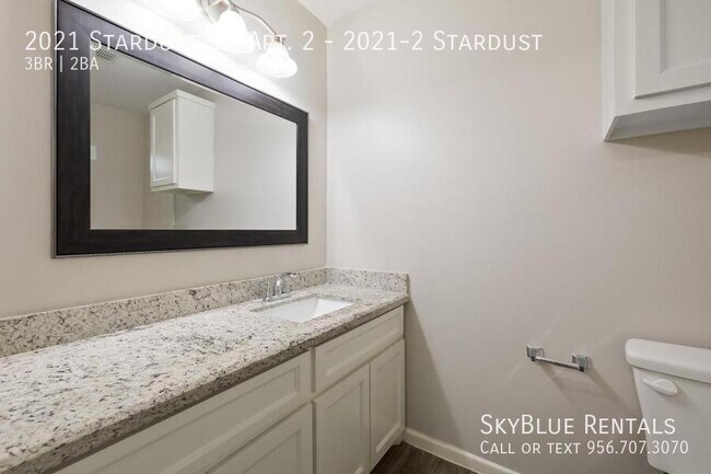 Building Photo - 2021 Stardust St
