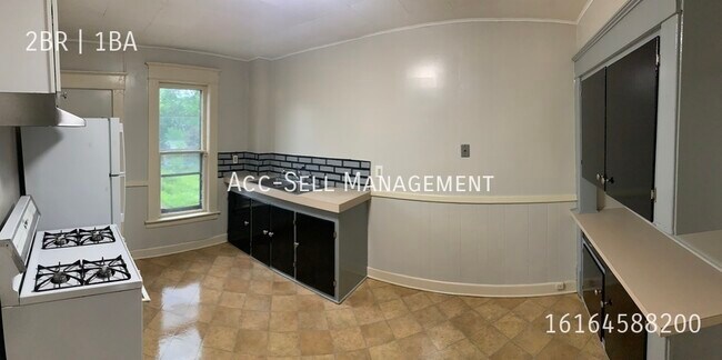 Building Photo - 1311 Alpine Ave NW