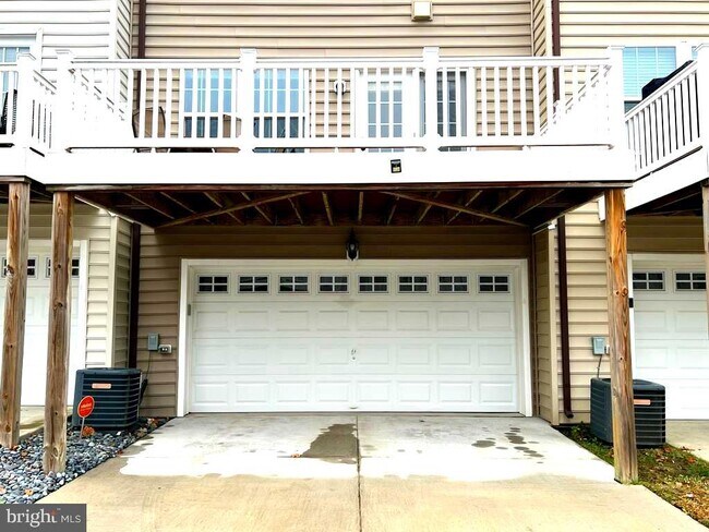 Building Photo - 9457 Virginia Jane Way