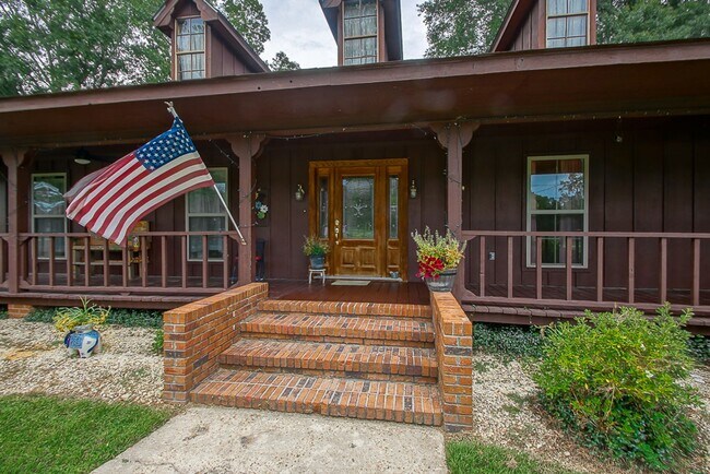 Building Photo - 12723 Pleasant Ridge Dr