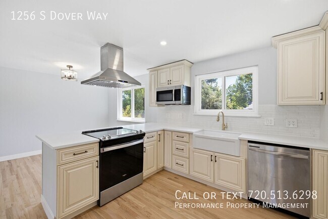 Building Photo - 1256 S Dover Way