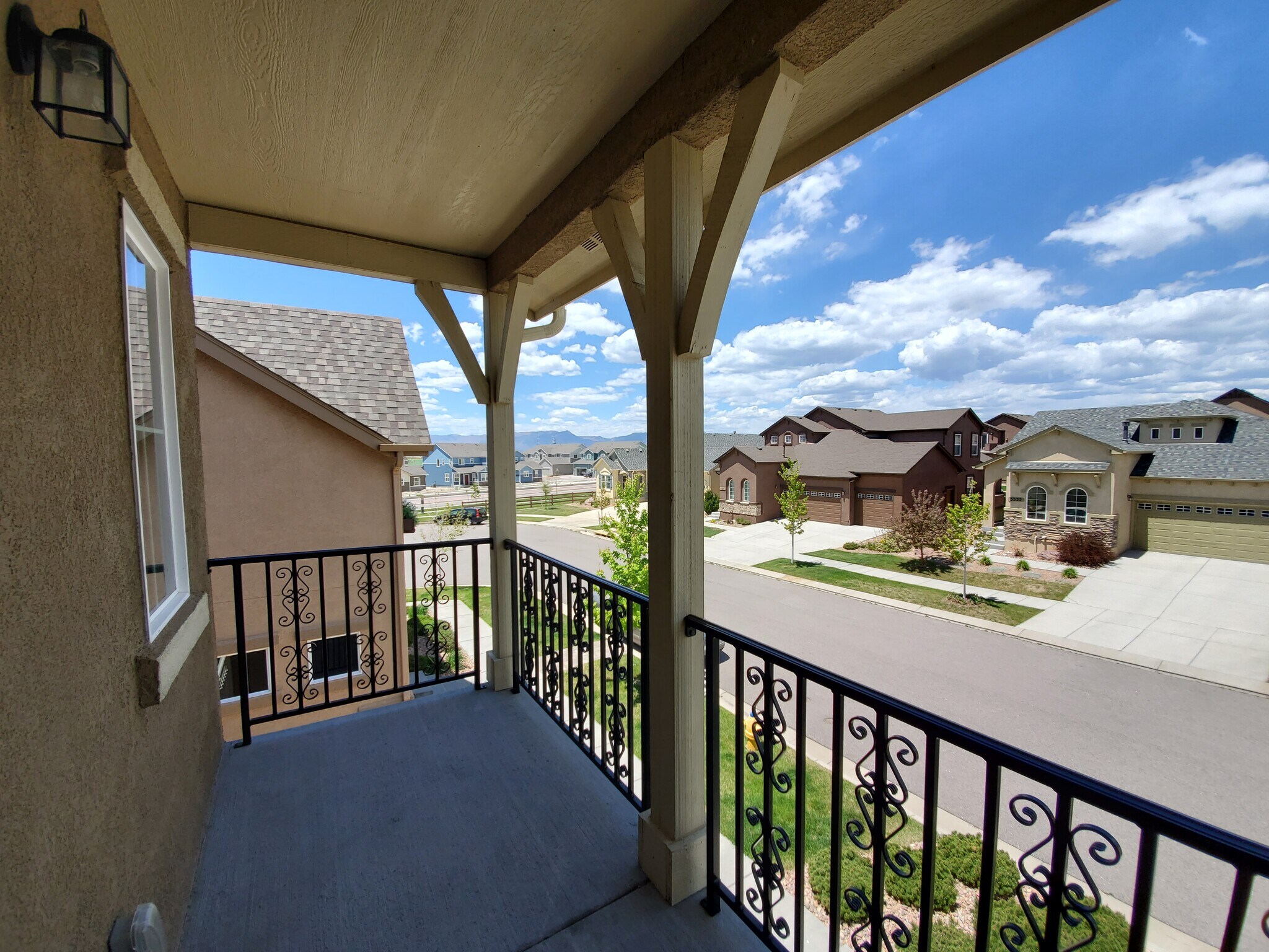 Building Photo - 5517 Sunrise Mesa Dr