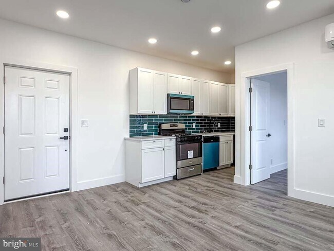 Building Photo - 30 Haddon Ave