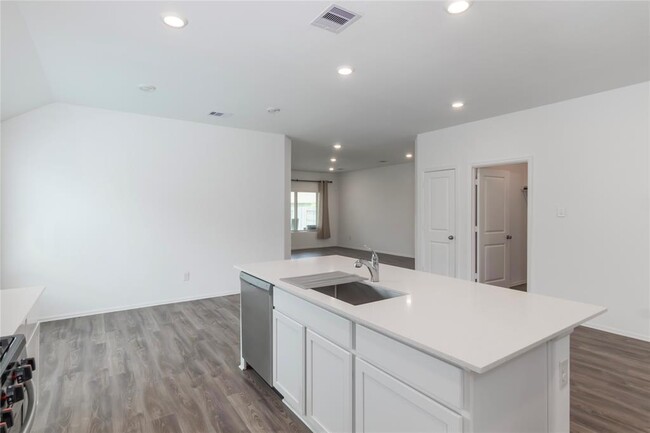Building Photo - 19108 Sonora Chase Dr
