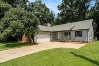 Building Photo - 4315 Greenbrier Dear Rd