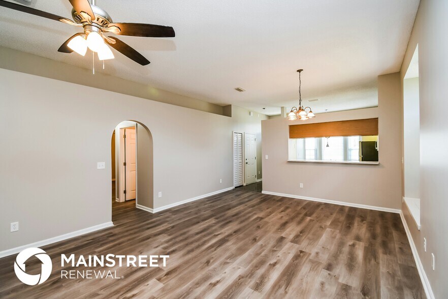 Building Photo - 5918 Wentworth Cir S
