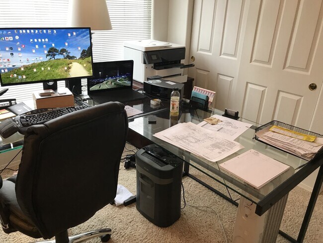 Building Photo - 8419/8421 NE 56th Street