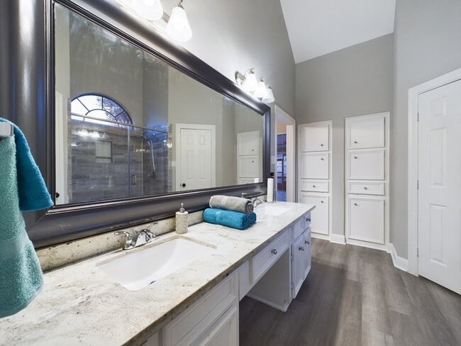 Building Photo - 11614 Taos Ln