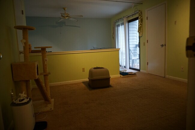 Bedroom #3 (loft-style) on second floor with private deck - 505 Sunridge Dr