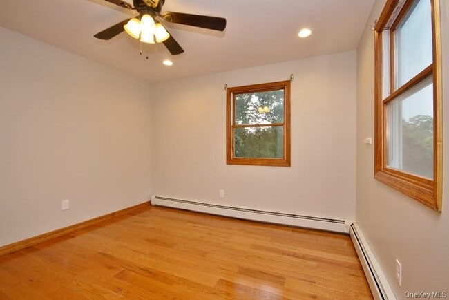 Building Photo - 24 Lake Ave