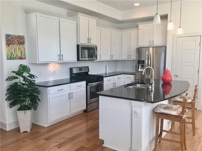 Building Photo - 1516 Homespun Rd