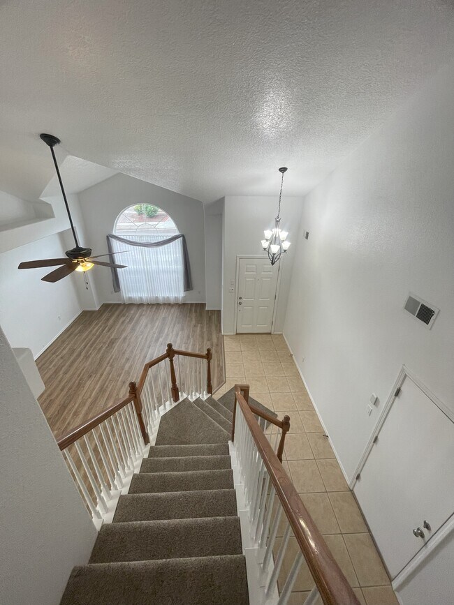 Building Photo - 5555 Mansfield Pl NW