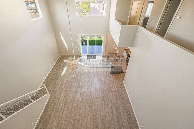 Building Photo - Amazing Rental in Lower Arcadia available ...