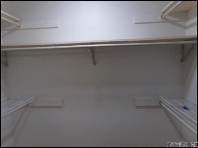 Building Photo - 12 Cedar Point Ct