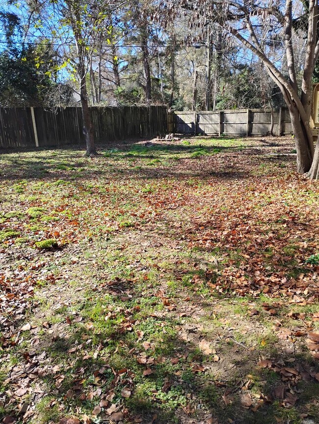 Building Photo - 26 Springbrook Cir