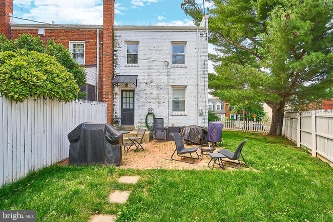 Building Photo - 2169 N Brandywine St