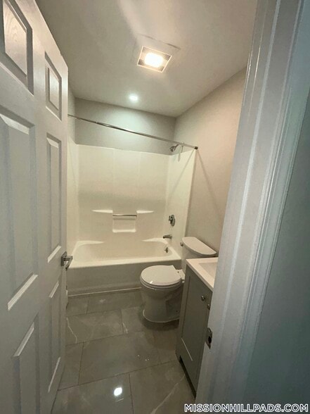 Building Photo - 15 Ruggles St