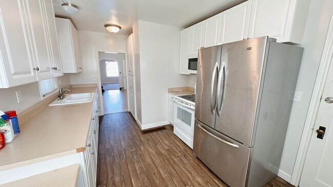 Building Photo - 1314 High St