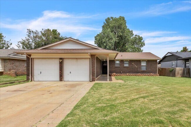 Building Photo - 4121 Monica Dr