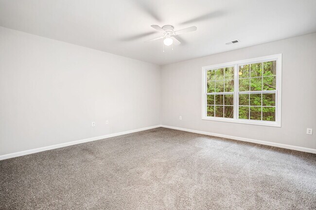 Building Photo - 82 Brookvalley Ct W