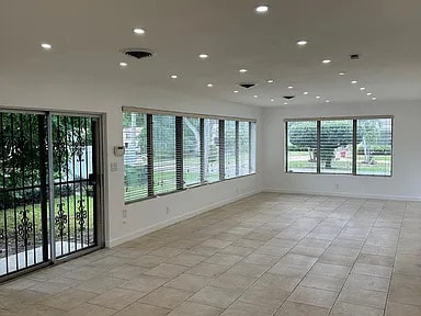 Building Photo - 50 NE 132nd Terrace