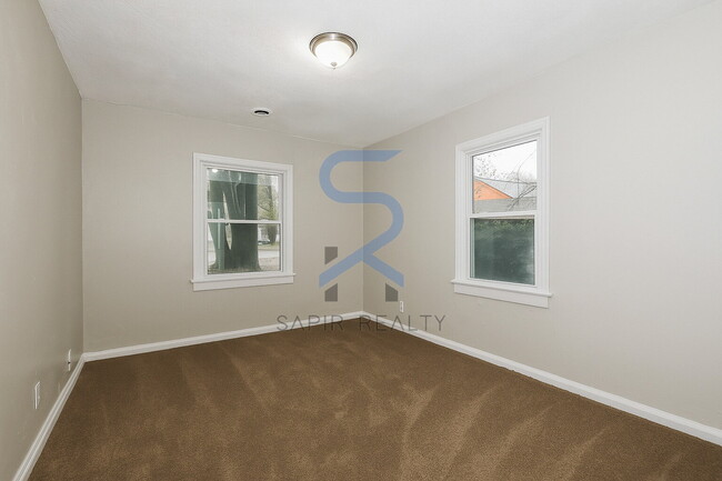 Building Photo - Move in before January 31st and get $100 OFF your rent for the first 3 months — PLUS a $250 Amazo...