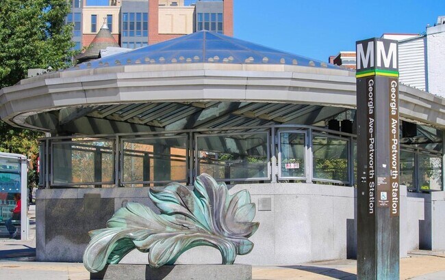 Building Photo - Petworth Stunner with Garage