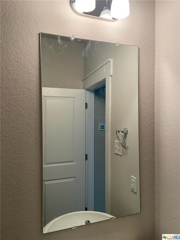 Building Photo - 17102B Carmel Cricket Dr