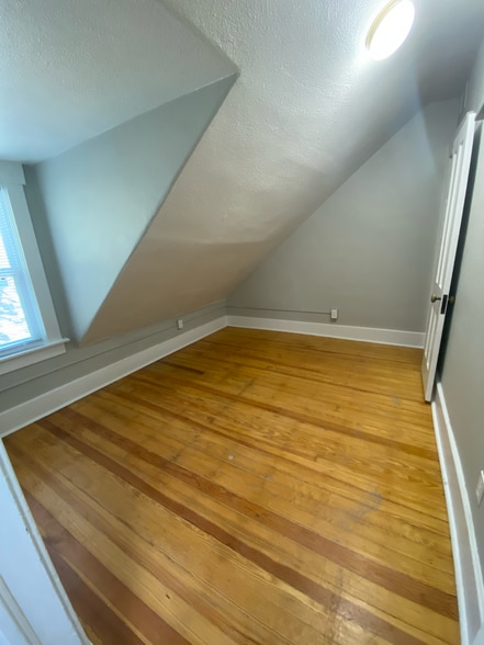 Second Bedroom - 1125 Manitou Ave
