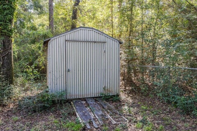 Building Photo - 6089 W Dogwood Dr