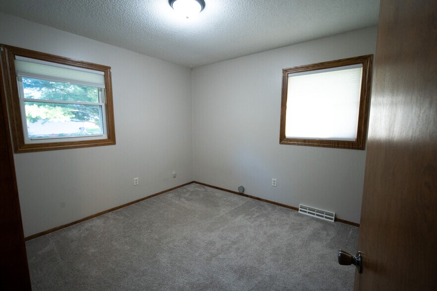 Building Photo - 1218 Aldrich Way