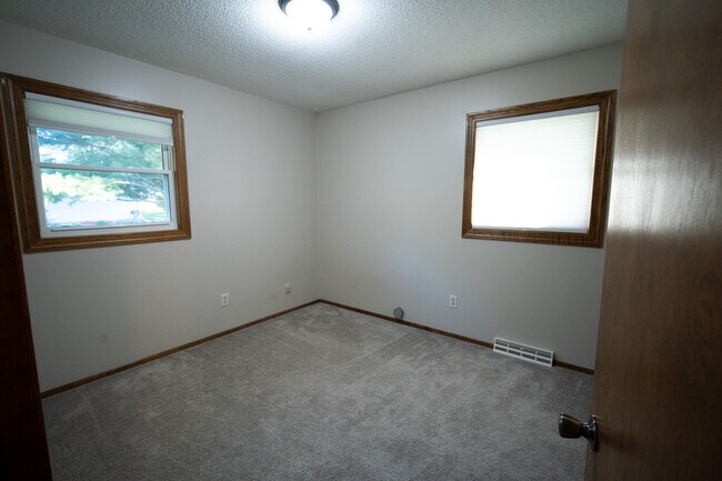 Building Photo - 1218 Aldrich Way
