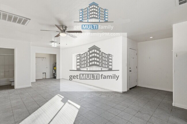 Building Photo - 1224 E Apache St