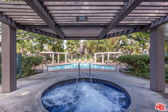 Building Photo - 4549 Alla Rd