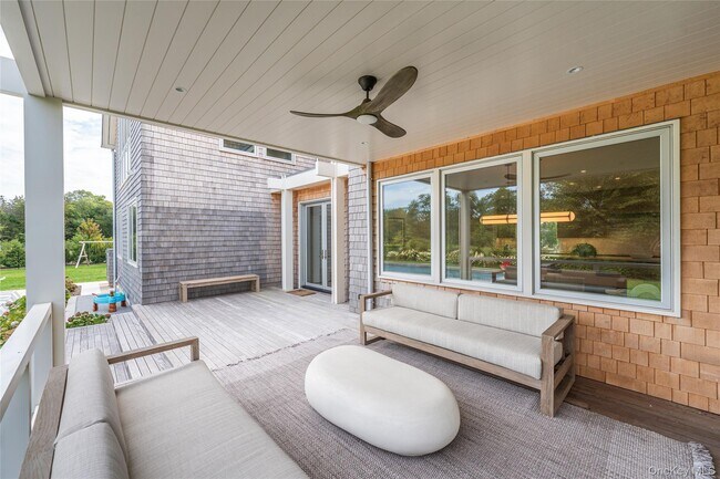 Building Photo - 610 Wildberry Ln