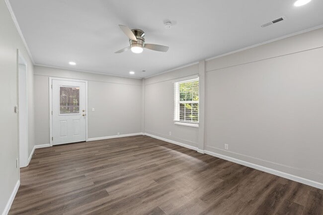 Building Photo - Charming, Newly Remodeled 3 BR, 1.5 BA Home with Fenced Yard on Large Private Lot