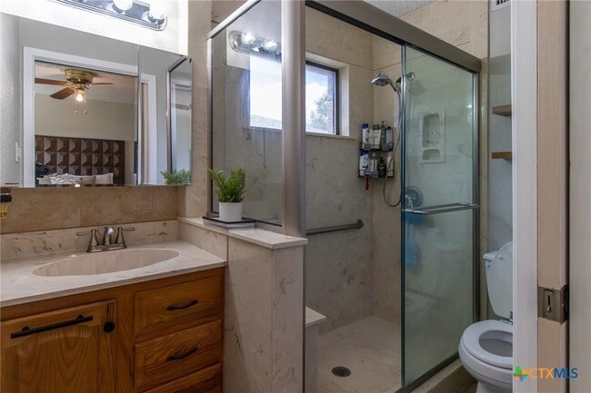 Building Photo - 1609 Ronstan Dr