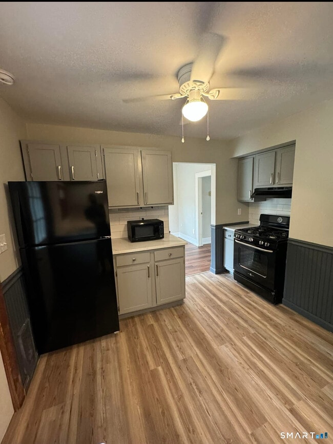 Building Photo - 51 N Orchard St