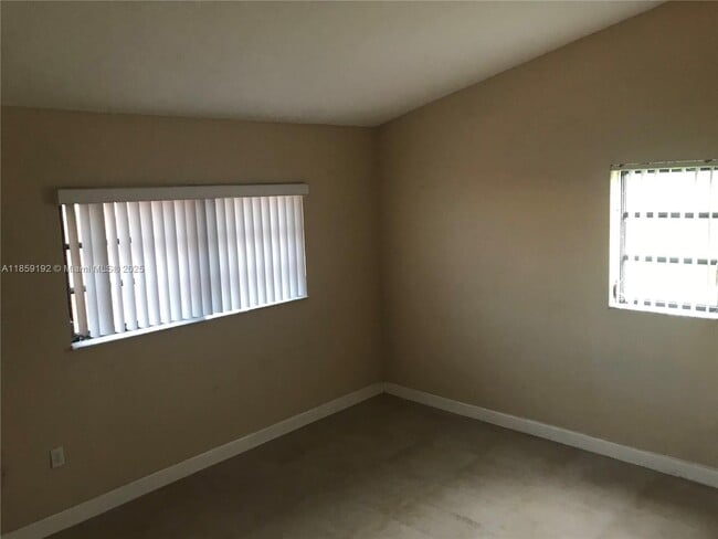 Building Photo - 8371 SW 148th Pl