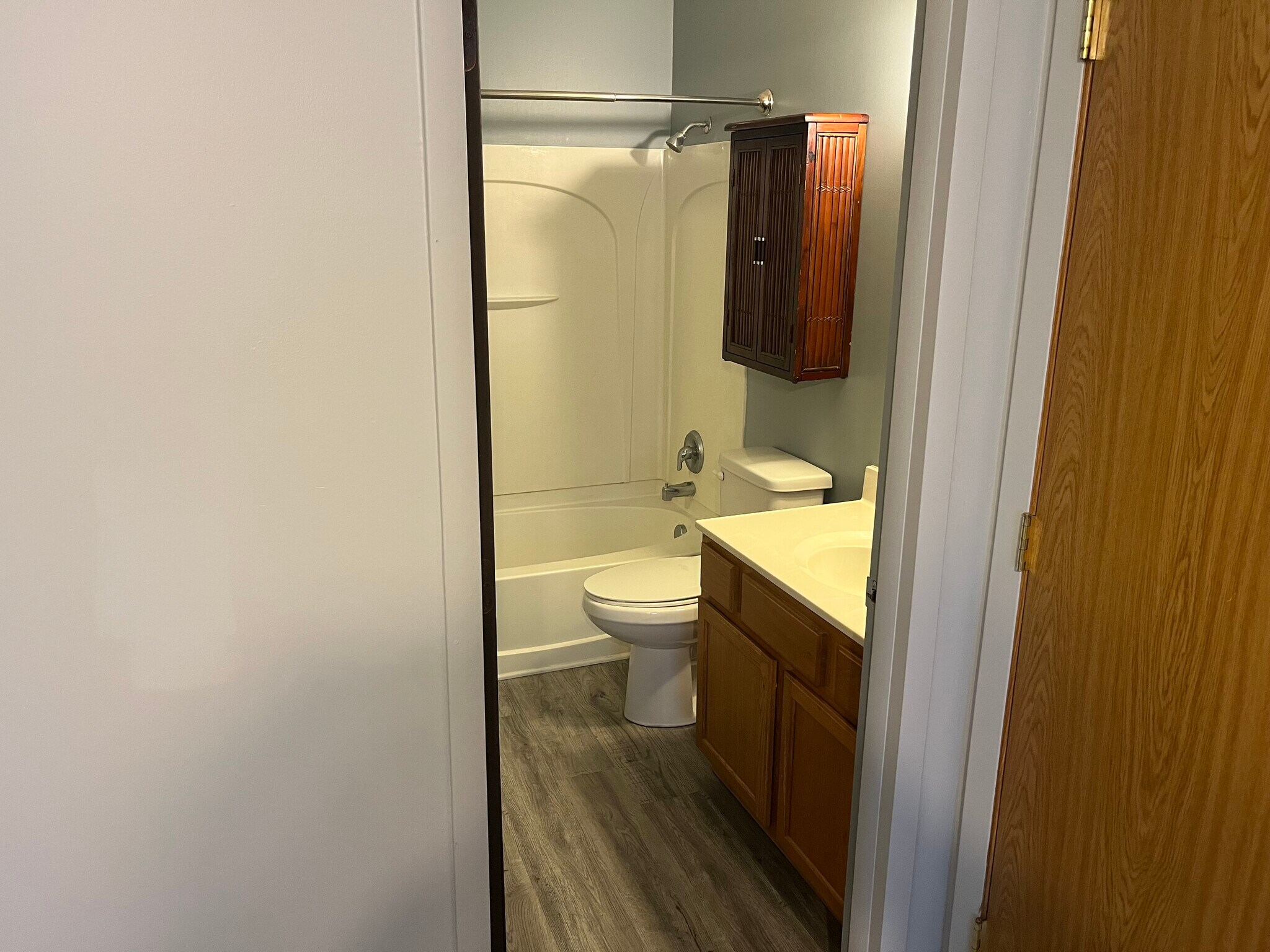 Building Photo - 180 Grand Manor Dr