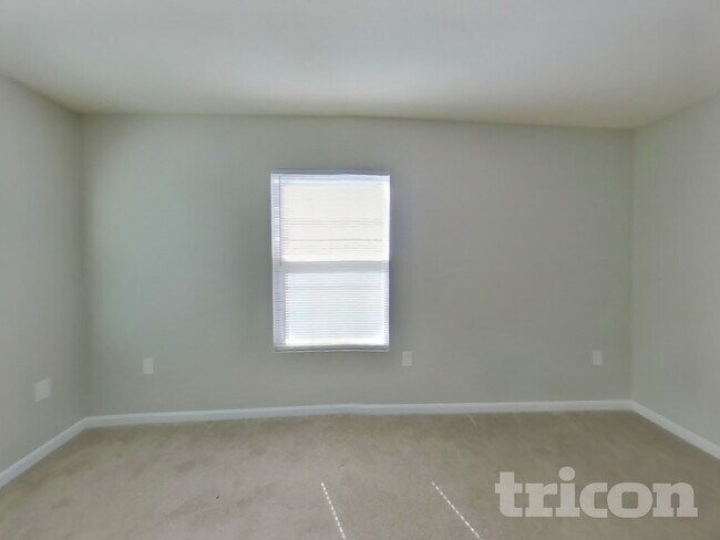 Building Photo - 1987 April Oaks Dr