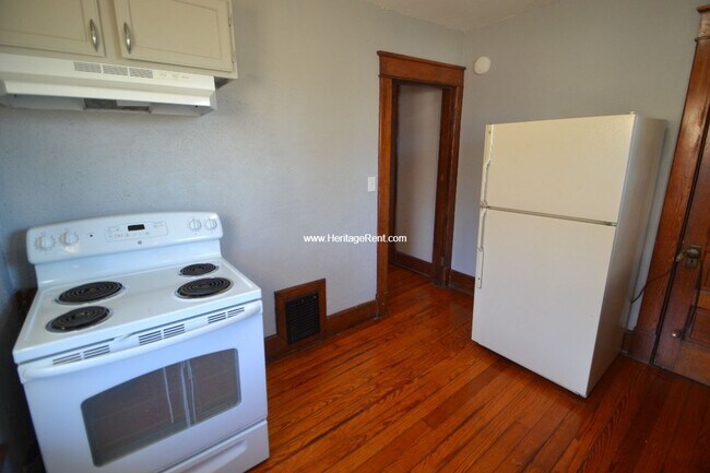 Building Photo - 207 Park Ave