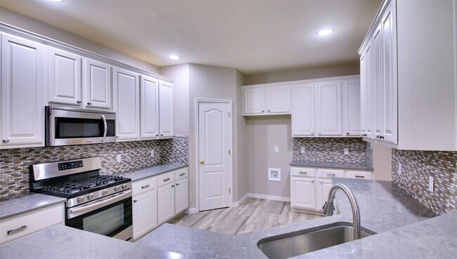 Building Photo - 11516 Brandon Parke Trail