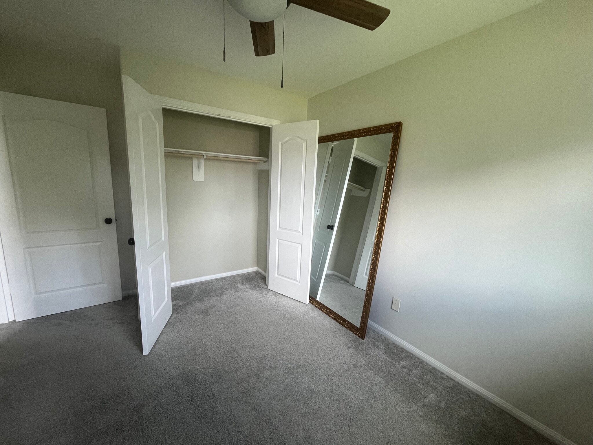 second bedroom (mirror will be removed) - 1903 Fletcher St